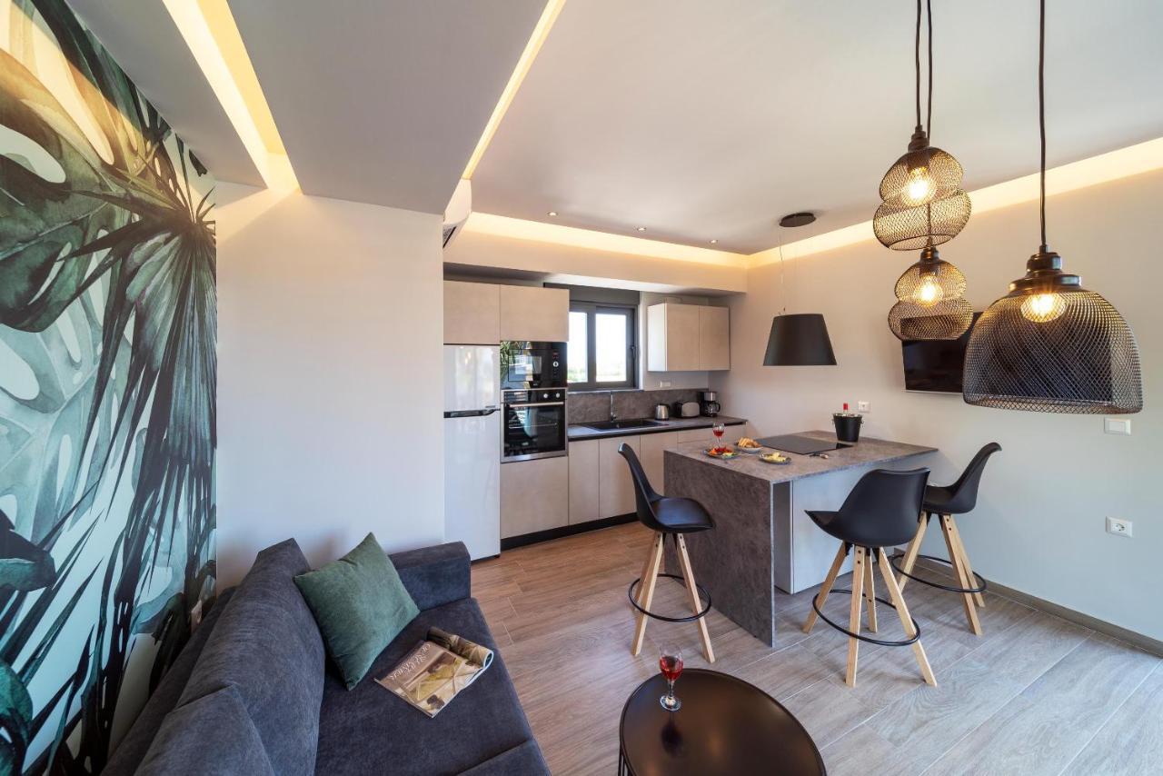 Palmeral Luxury Suites Кремасти Экстерьер фото